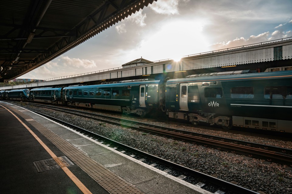A photo of a GWR train at Bristol Temple Meads station.